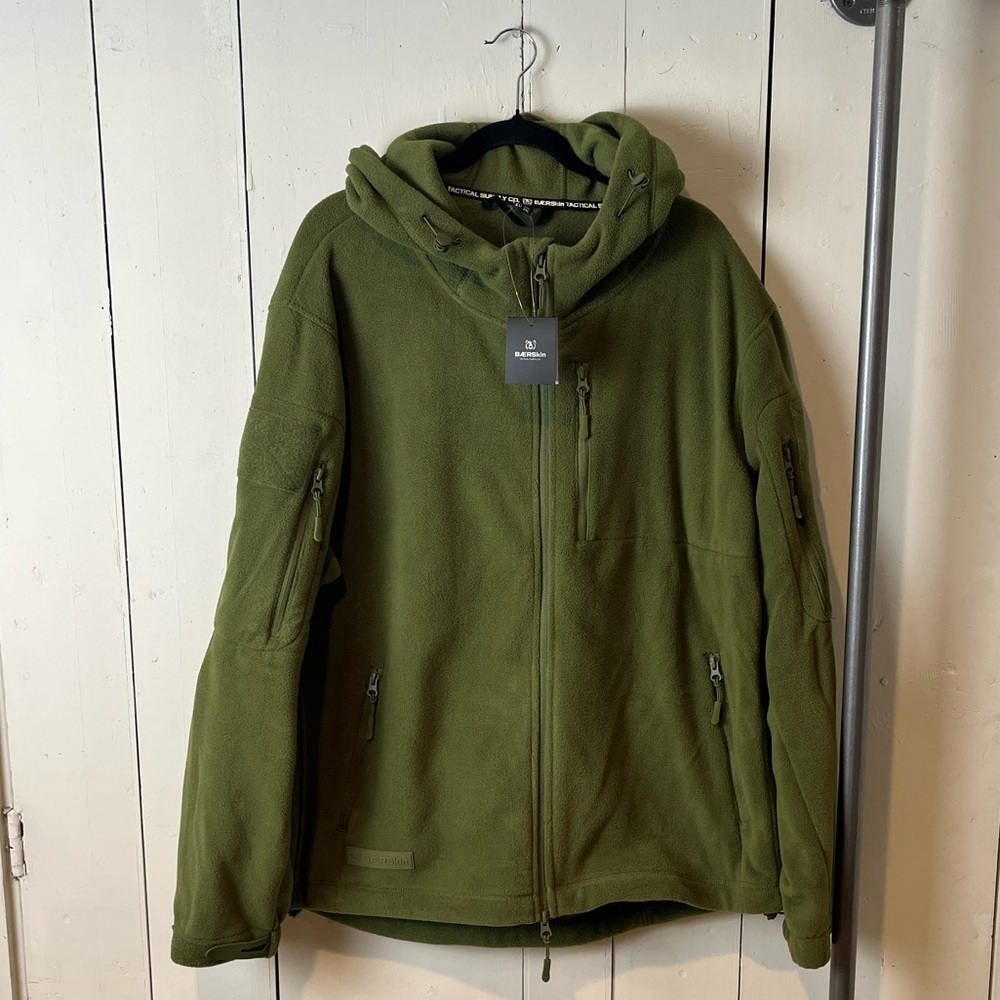 Baerskin men’s Green Hooded Fleece size 2XL Jacket.